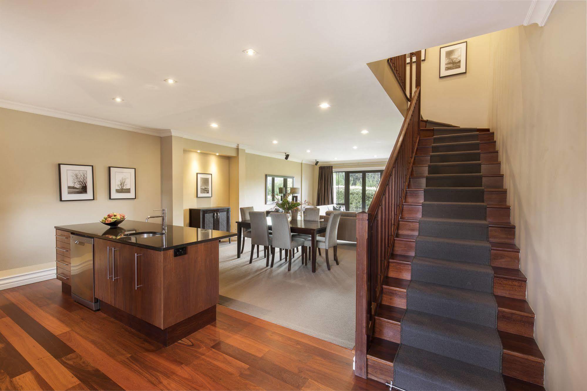 Platinum Queenstown Exterior photo